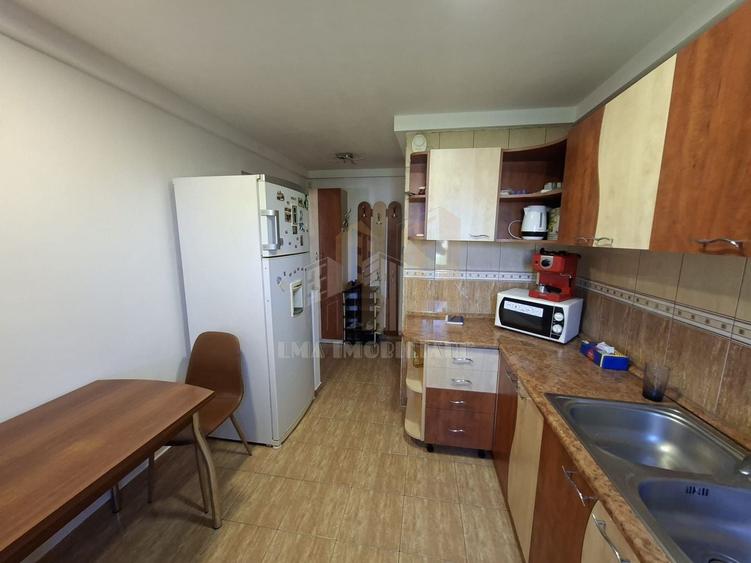 Apartament cu 2 camere semidecomandat, mobilat în Gemenii