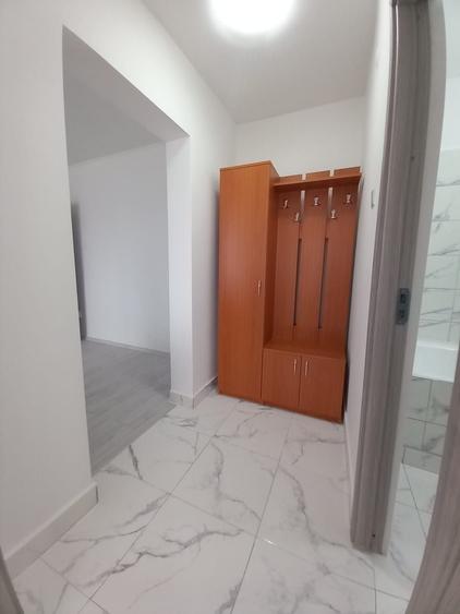 Apartament cu 2 camere semidecomandat în Trivale