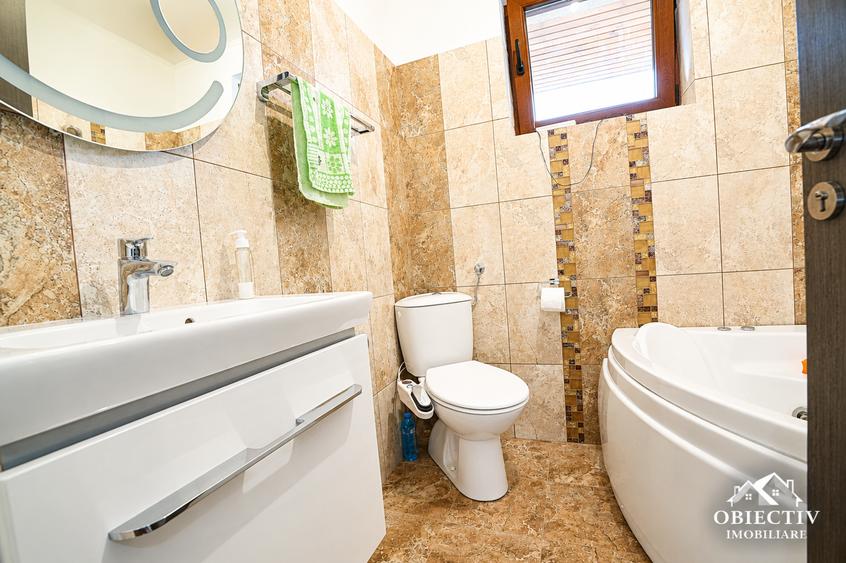 Casă individuală cu 5 camere cu Teren 500 Mp în 1 Mai