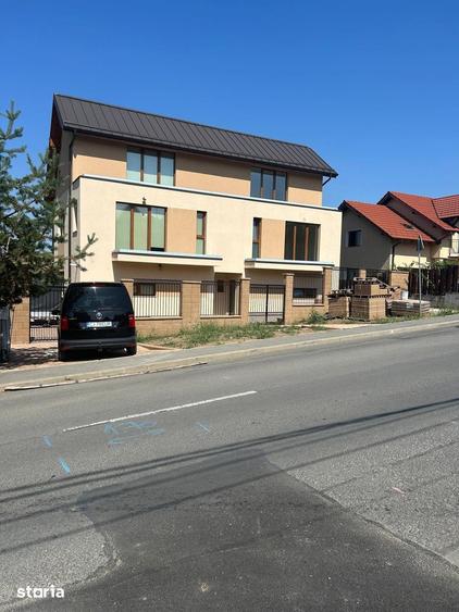 Casă cu 4 camere cu Teren 225 Mp în Borhanci