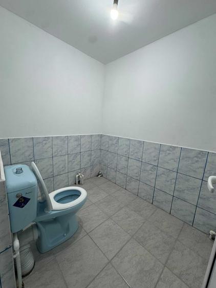Inchiriez spatiu comercial 80 mp - 2
