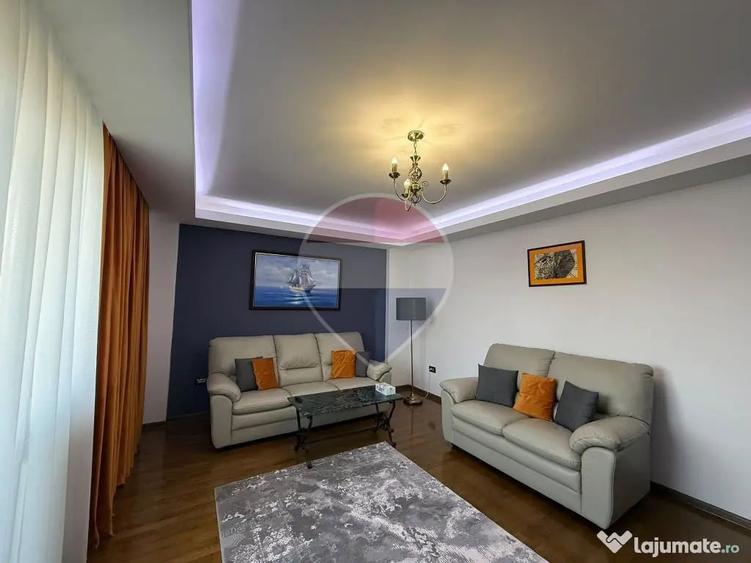 Apartament cu 4 camere decomandat în Titan
