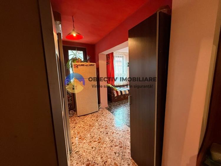 Casă individuală cu 5 camere cu Canalizare în Săvinești
