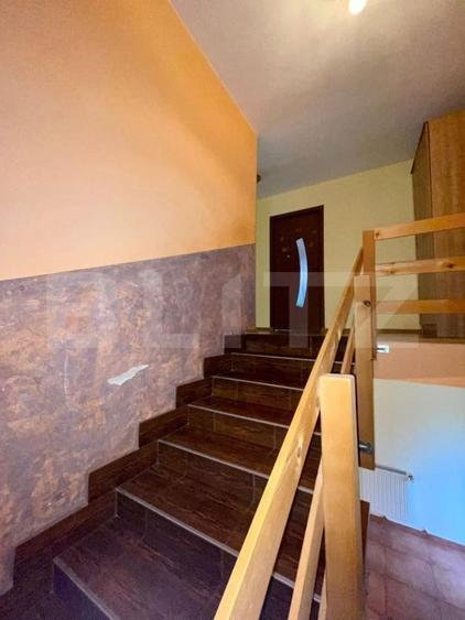 Casă individuală cu 8 camere cu Garaj în Miroslava