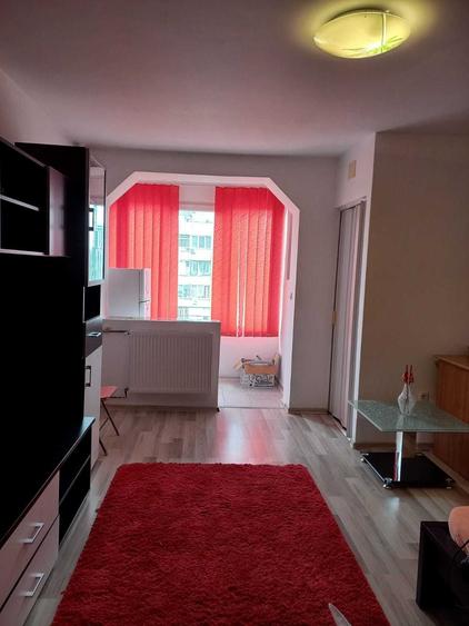 Inchiriez apartament cu o camera pe Take Ionescu (langa Medicina ) - 7