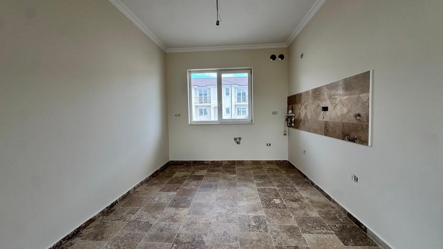 Duplex cu 4 camere cu Canalizare în Giroc