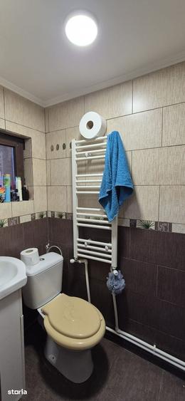 Casă cu 4 camere cu Teren 200 Mp în Palas