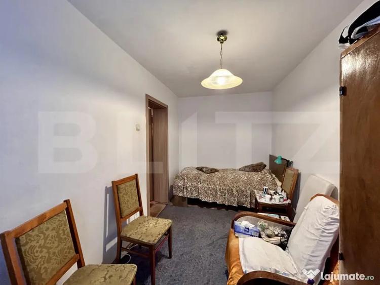 Apartament cu 3 camere semidecomandat în Andrei Mureșanu