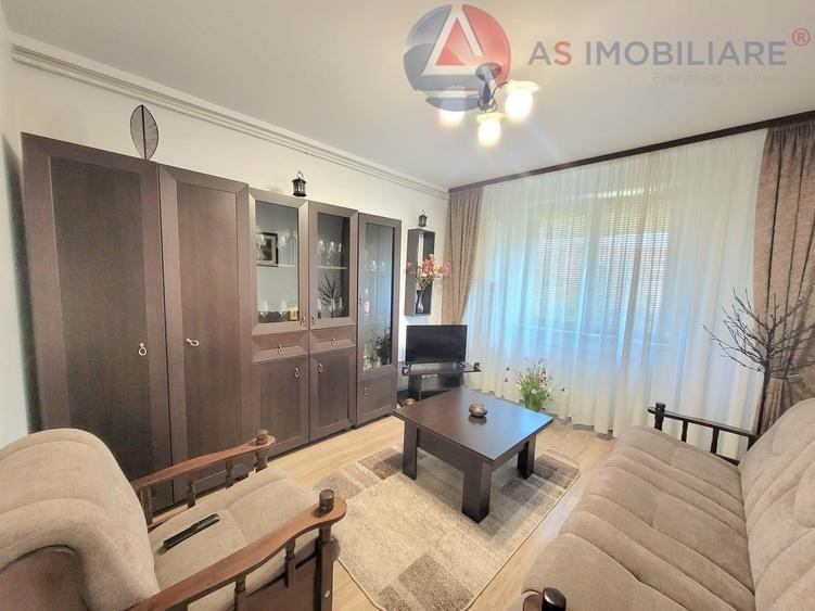 Apartament cu 2 camere decomandat în Central