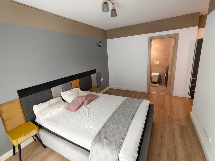 Apartament cu 3 camere decomandat, mobilat în Pipera