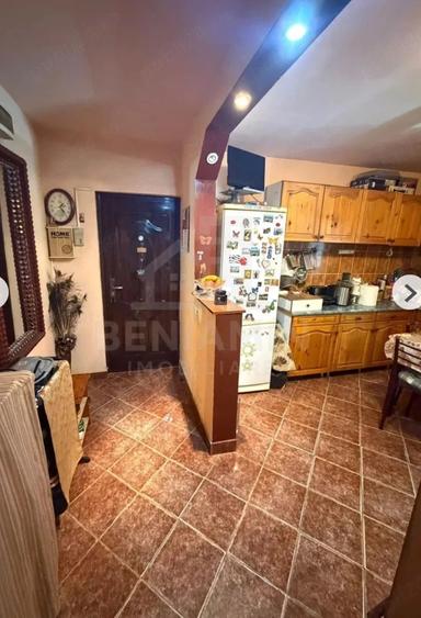 Apartament cu 2 camere semidecomandat în Brazda lui Novac