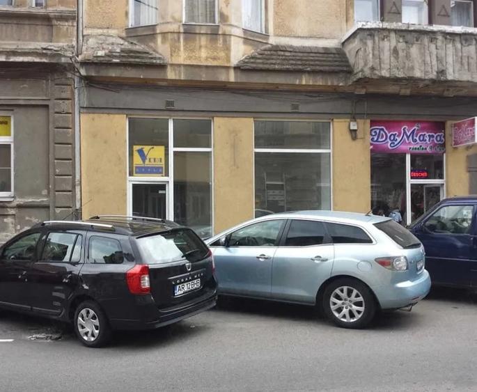 Spațiu comercial, de 60 mp, în Central