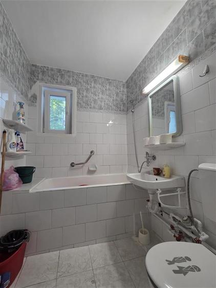 Apartament cu 2 camere semidecomandat în Tătărași