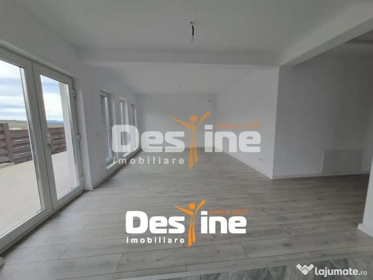 Casă cu 4 camere cu Teren 393 Mp în Miroslava
