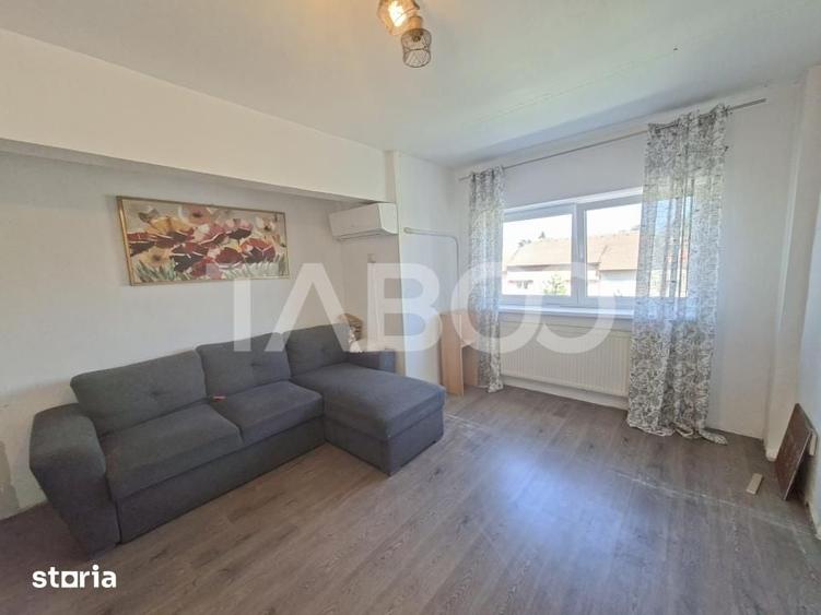 Apartament cu 2 camere decomandat în Ștrand