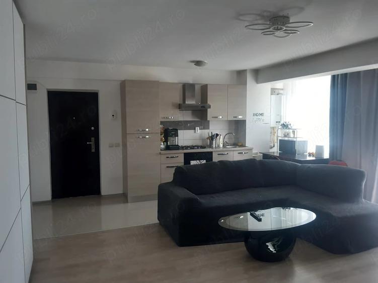 Apartament cu 2 camere semidecomandat în Fundeni