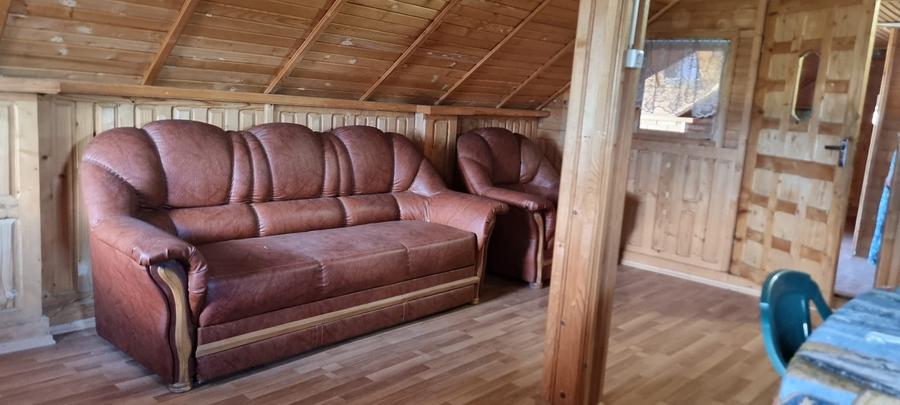 Casă individuală cu 7 camere cu Garaj în Căteasca
