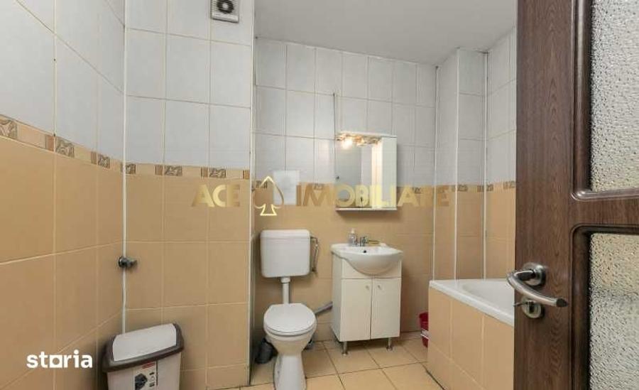 Apartament cu 3 camere în Centrul Civic