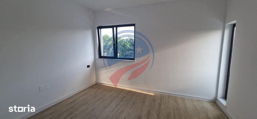 Casă cu 4 camere cu Teren 373 Mp în Central