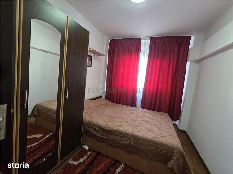 Apartament cu 3 camere în Brâncoveanu