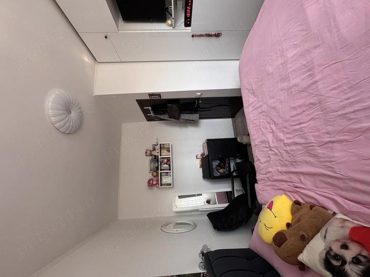 Apartament cu 3 camere semidecomandat în Crângași