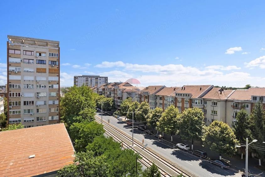 Apartament cu 2 camere decomandat în Podgoria
