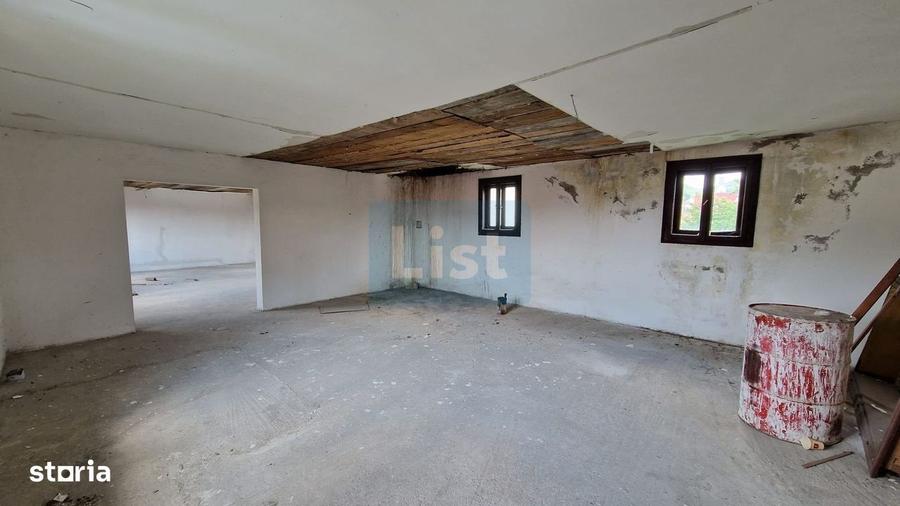 Casă cu 4 camere în Baia Sprie
