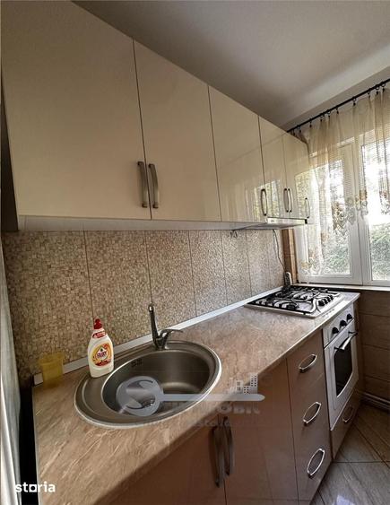 Apartament cu 2 camere nedecomandat în Tudor Vladimirescu