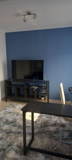 Apartament cu 3 camere semidecomandat în Sebastian