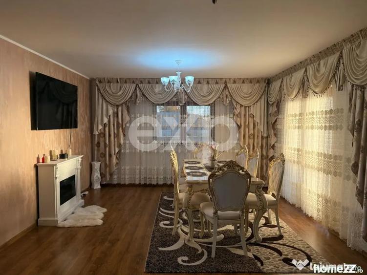 Casă cu 5 camere cu Teren 1019 Mp în Sascut
