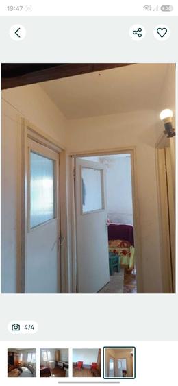Garsonieră decomandată în Palas