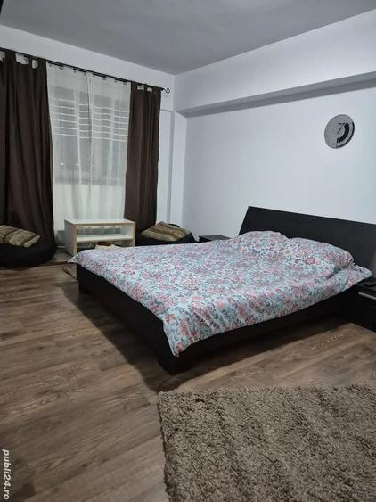 Garsonieră decomandată în Central
