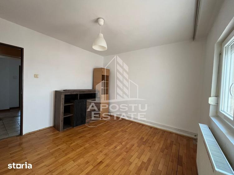 Apartament cu 3 camere decomandat în Iosefin