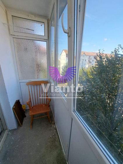 Apartament cu 2 camere semidecomandat, mobilat în Hipodrom 3