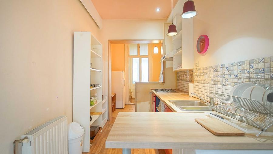 Apartament cu 3 camere decomandat în Ultracentral