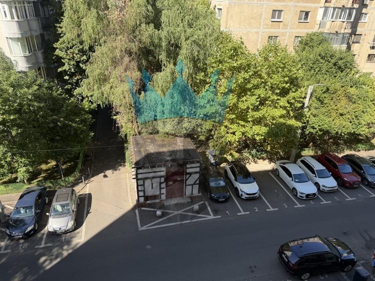 Apartament cu 2 camere semidecomandat, mobilat în Brâncoveanu