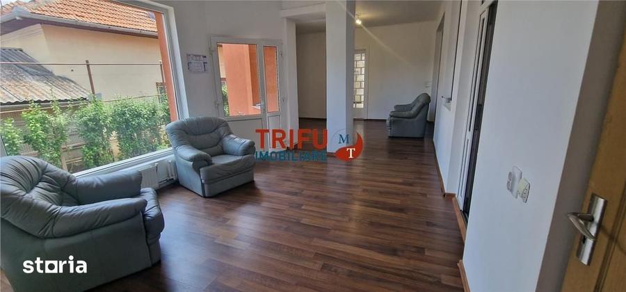 Casă cu 3 camere cu Teren 430 Mp în Tolstoi