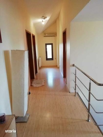 Casă cu 4 camere cu Teren 200 Mp în Berceni