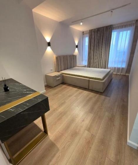 Casă cu 4 camere cu Teren 410 Mp în Tunari