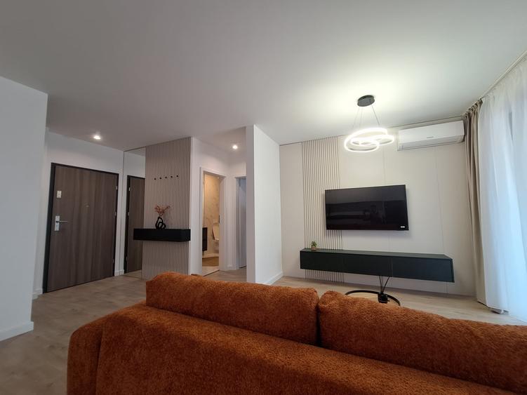 Apartament cu 2 camere decomandat, mobilat în Aradului