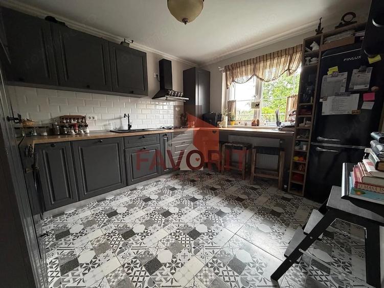Casă cu 4 camere cu Teren 250 Mp în Utvin