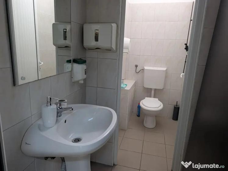 Spațiu comercial, de 110 mp, în Central