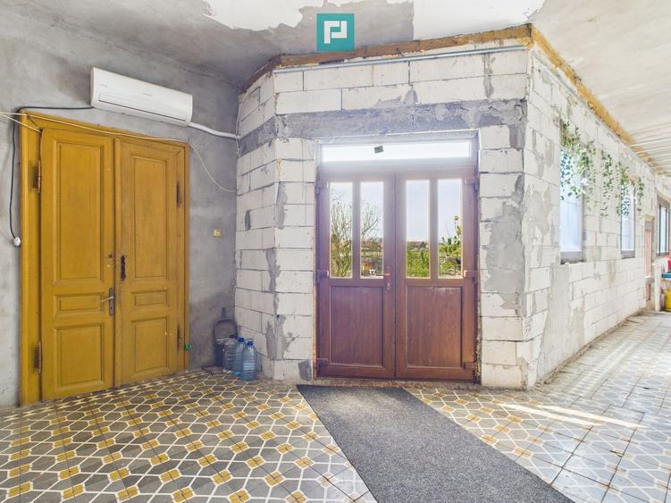 Casă individuală cu 4 camere cu Canalizare în Gelu