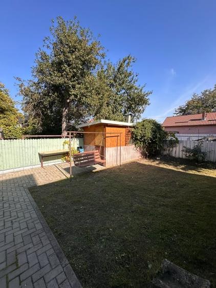 Casă individuală cu 3 camere cu Canalizare în Central