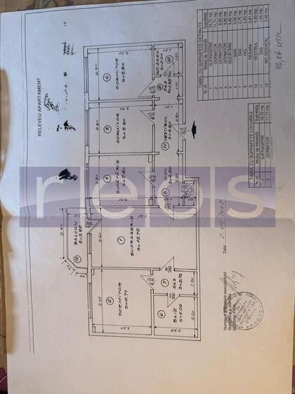 Apartament cu 4 camere semidecomandat, mobilat în Tineretului