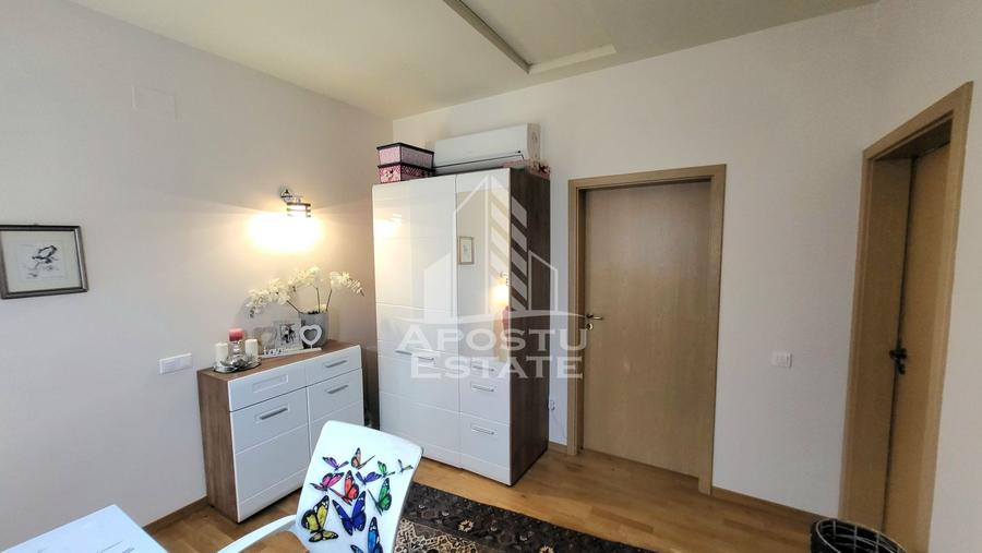 Duplex cu 4 camere cu Canalizare în Dumbrăvița