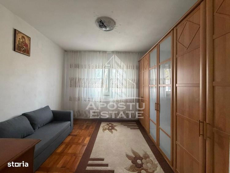 Apartament cu 2 camere decomandat, mobilat în Blașcovici