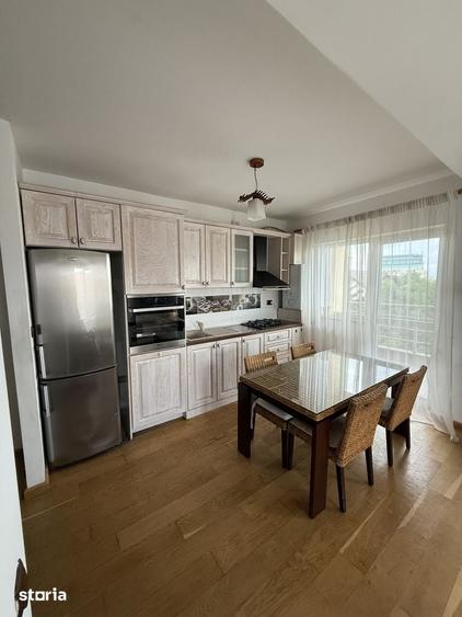 Apartament cu 3 camere în Central