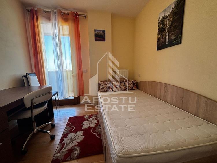 Apartament cu 3 camere semidecomandat, mobilat în Gheorghe Lazăr