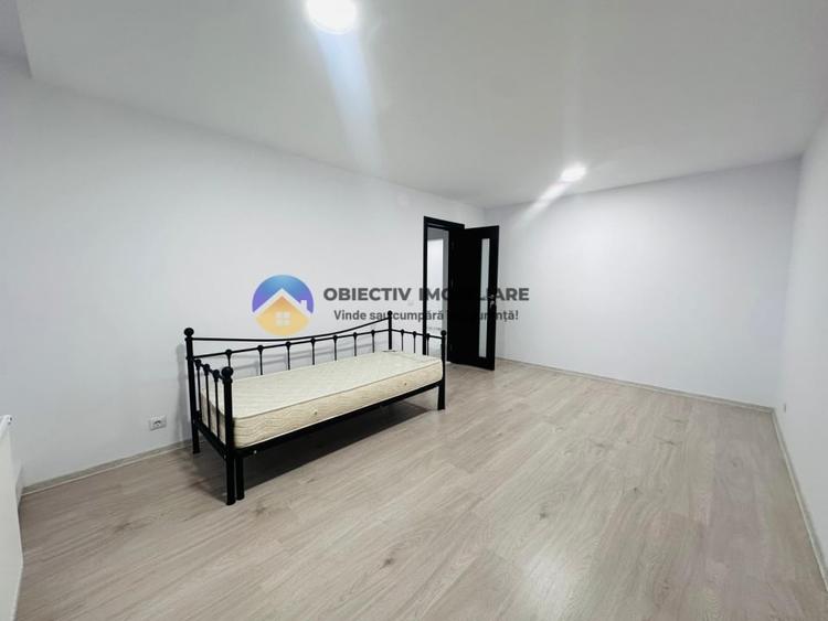 Apartament cu 3 camere decomandat în Precista